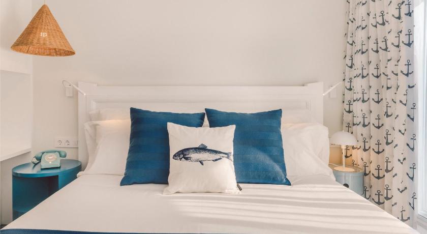 Image of Swim-up Kamer (Swimup Room) 0