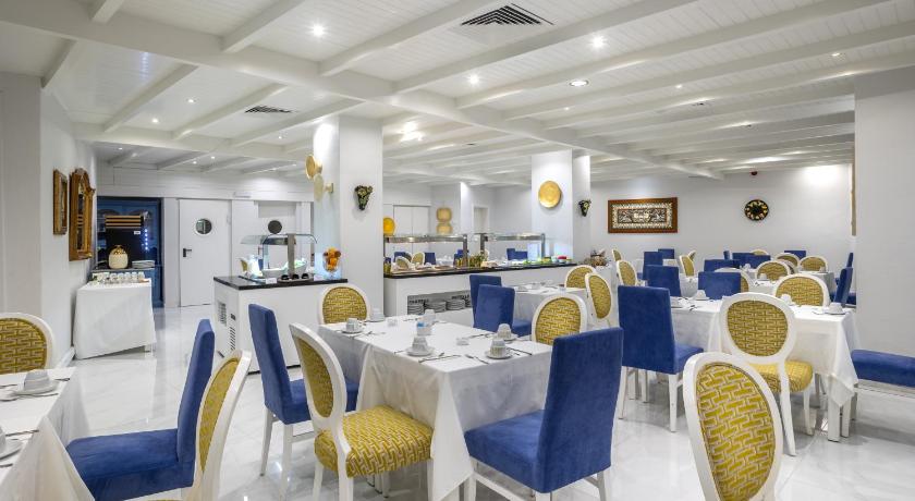 カルダス・ダ・ライーニャ Hotel Cristal Caldas 3つ星 ホテル スイート