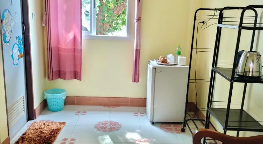Lanta Orange House - image 21