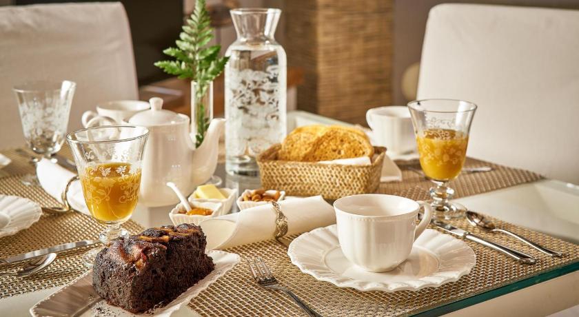 Image of Triple Room 8