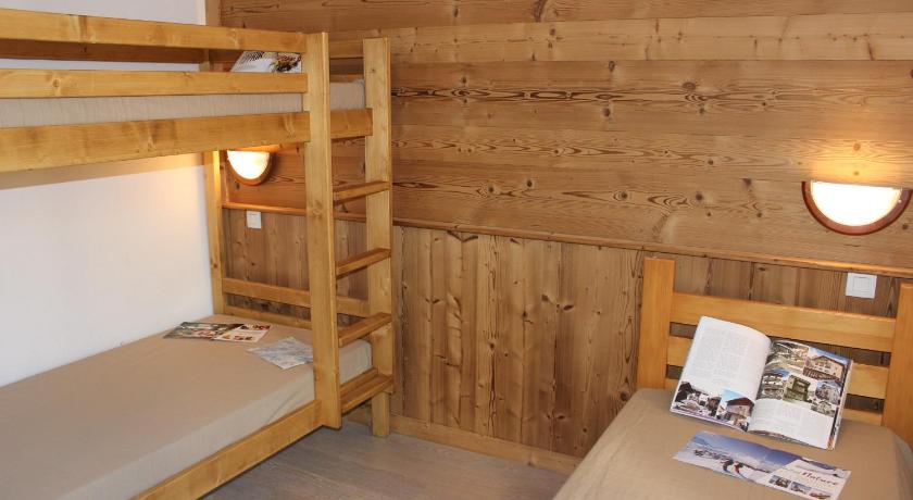 Image of One-Bedroom Apartment (5 Adults) 4