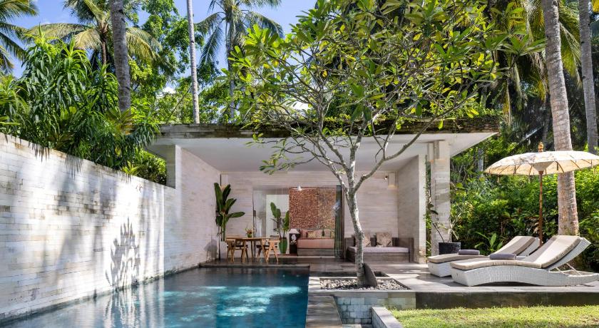 Image of One-Bedroom Ocean Pool Villa 2