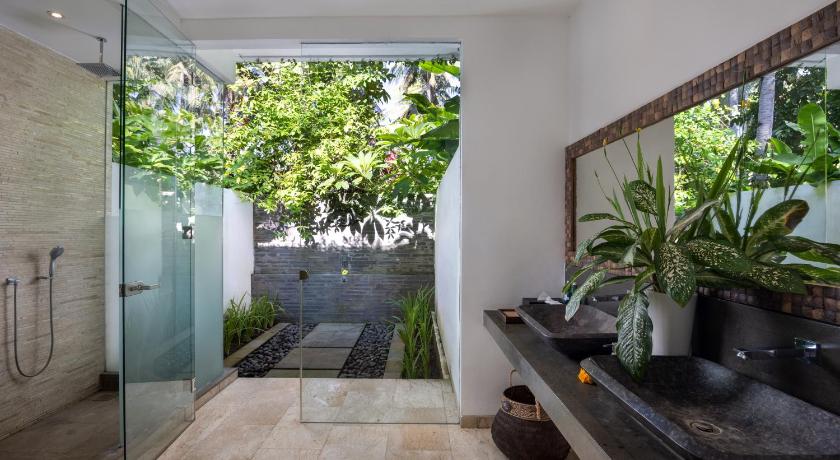 Image of Garden Pool Villa king bed 2