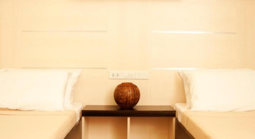 Image of Standard Twin Room 1