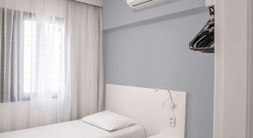 Image of Accessible Twin Room 5