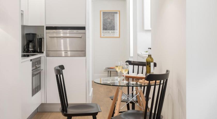 Lisbon Serviced Apartments Bairro Alto - image 14