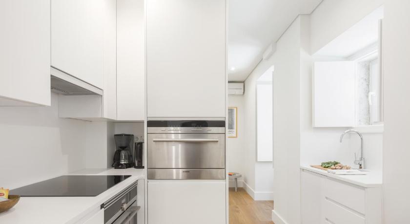 Lisbon Serviced Apartments Bairro Alto - image 9