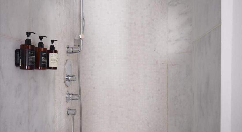 Image of Deluxe Double Room 10