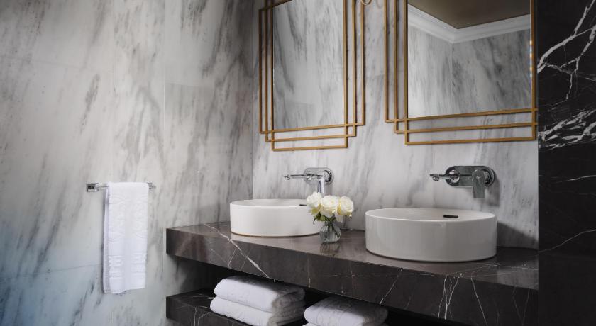 Image of Penthouse Suite 15