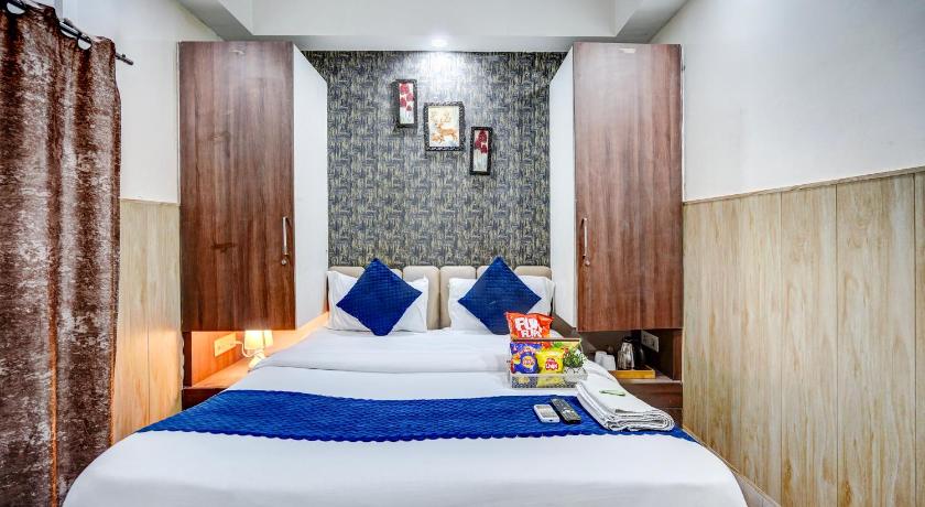 Restin Hotels near Botanical garden - image 35