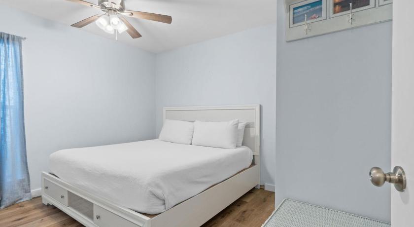 Image of Two-Bedroom Apartment 7