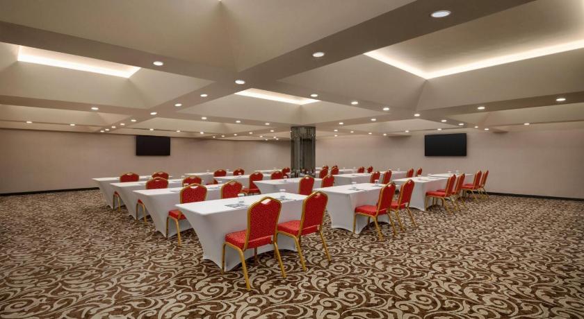 Tryp by Wyndham Istanbul Beyoglu - image 9