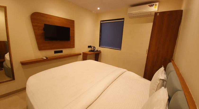 Hotel Lancaster - image 41