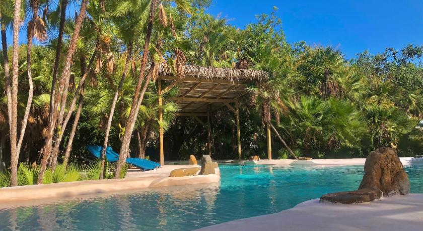 Kin Resort Lodge