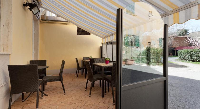 Parking Hotel Giardino photo