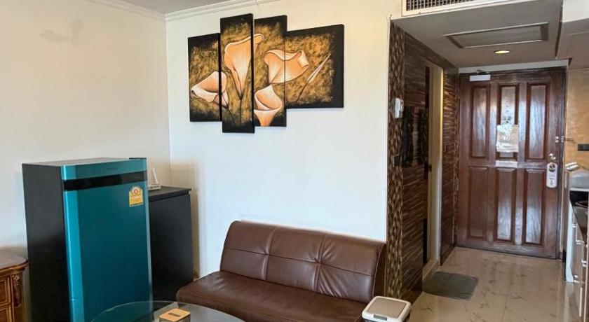 バンコク Spacious 1,2 & 3 Bedroom Serviced Apartments OMNI - Nana BTS 3つ星 ゲストハウス レストラン