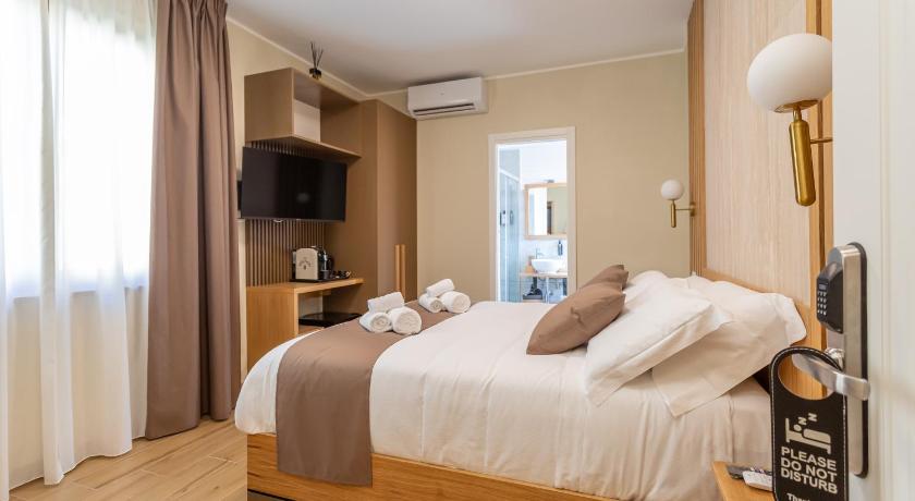 罗马 Guest House Aura - Lumys Fiumicino 3星级 酒店 泳池