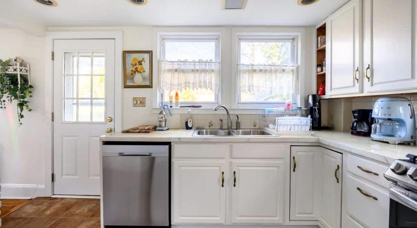 에윙 (NJ) Charming Historic Riverfront Home with Garden Views near Lambertville, New Jersey 3성급 숙소 전망