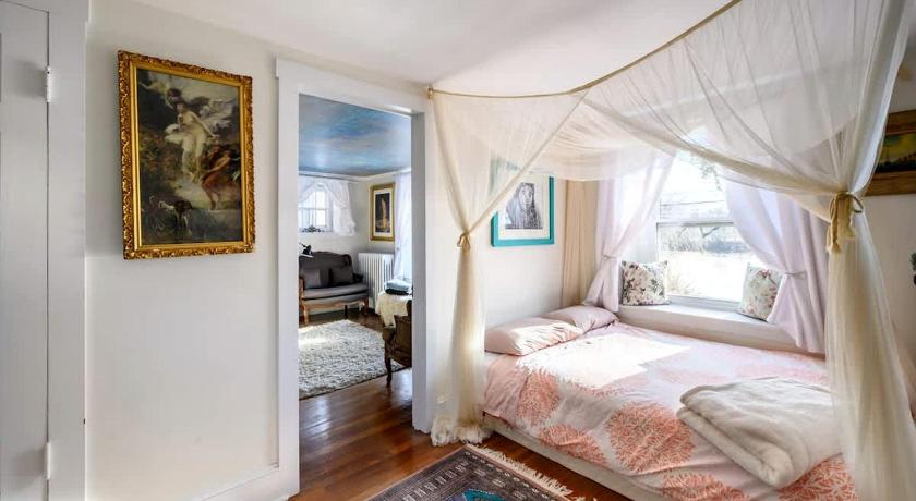 에윙 (NJ) Charming Historic Riverfront Home with Garden Views near Lambertville, New Jersey 3성급 숙소 로비