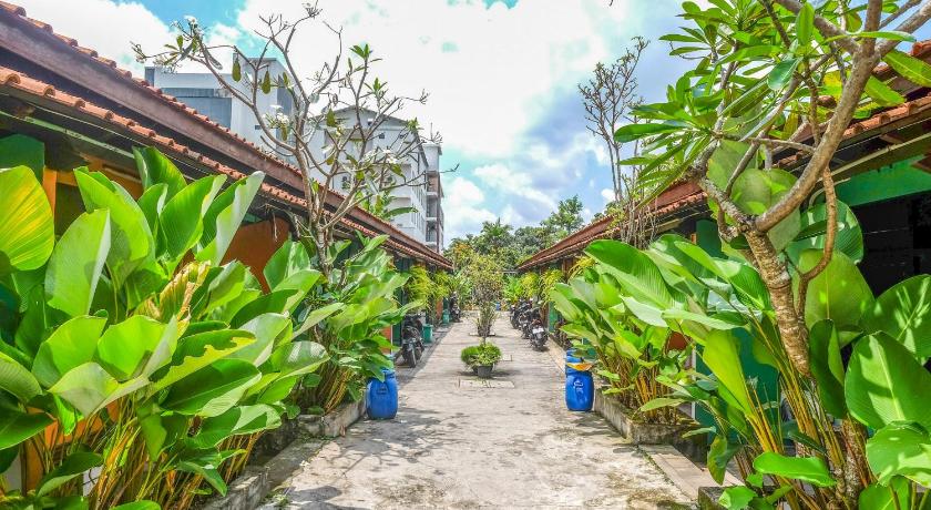 RedDoorz near Lotte Mart Maguwoharjo Yogyakarta – Yogyakarta, MN