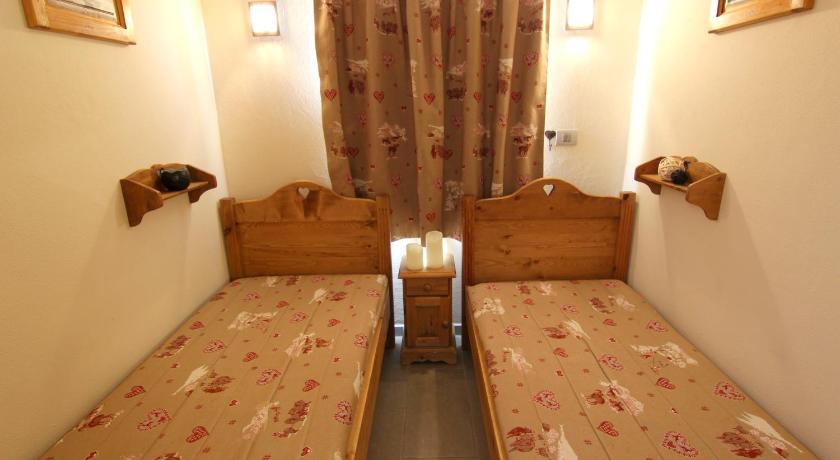 Image of Apartment (4 Adults) 4