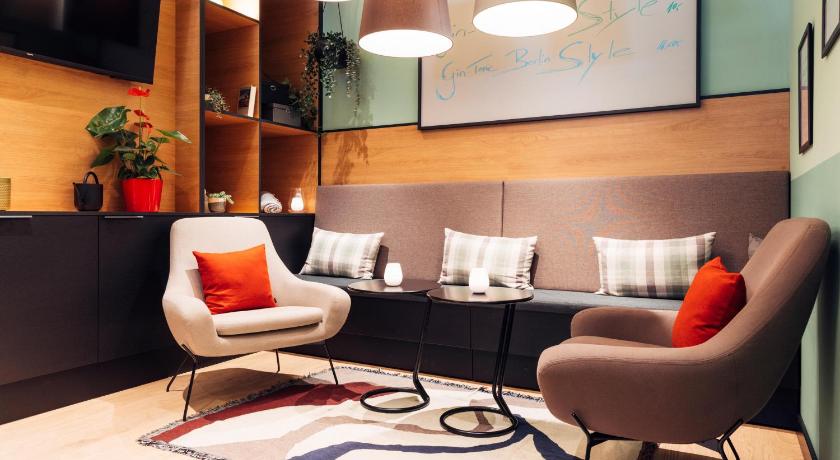 柏林 harry's home Berlin-Moabit hotel & apartments 4星级 酒店 泳池