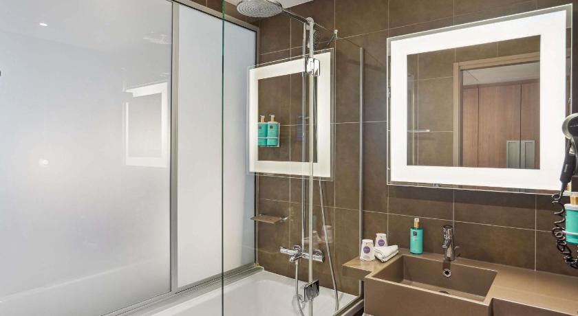 Imagem de 2 Quartos Duplos Não Comunicantes (2 Pessoas por Quarto) (Two non-connecting Double rooms (2 people per room)) 2