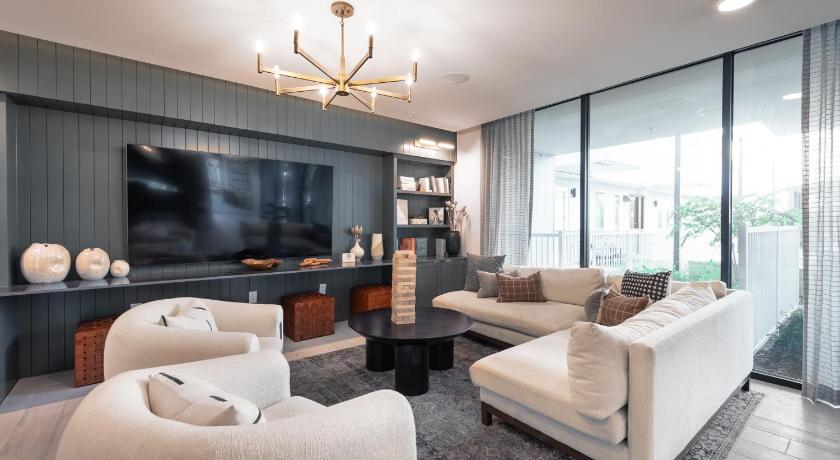 오스틴 (TX) Modern 2BR Poolside Patio Suite in North Austin 4성급 숙소 로비
