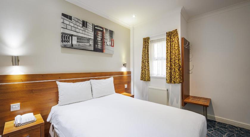 Image of Standard Double Room (1 Double Bed) 6