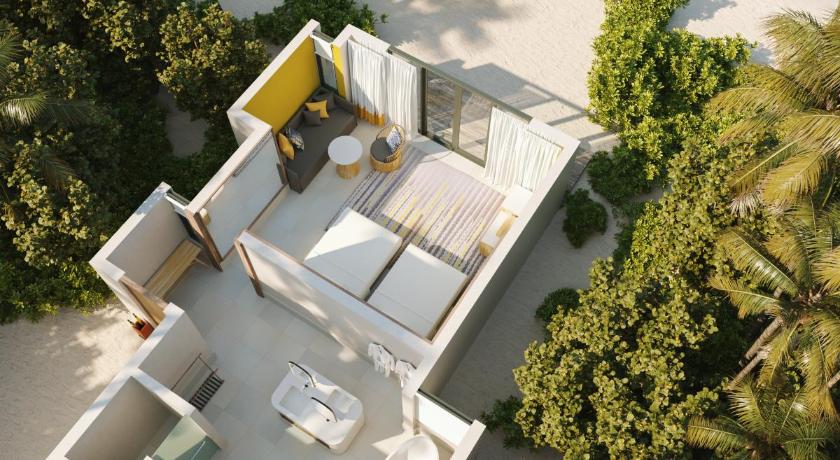 Image of Gold Beach Villa with 2 Single Beds 10