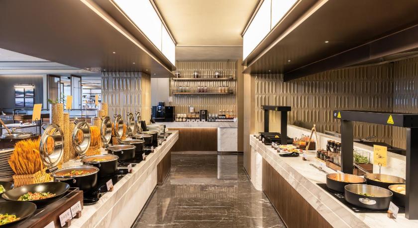Atour Hotel Wuhan Yellow Crane Tower Shouyi Square - image 13