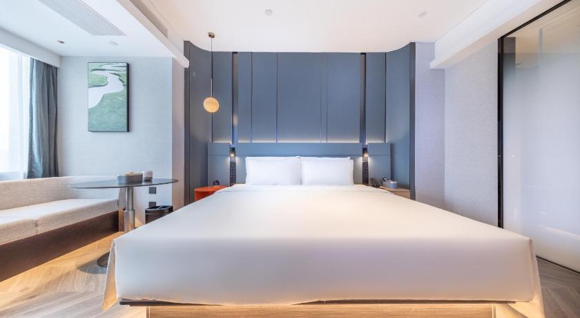 Image of Superior Double Room with City View 3