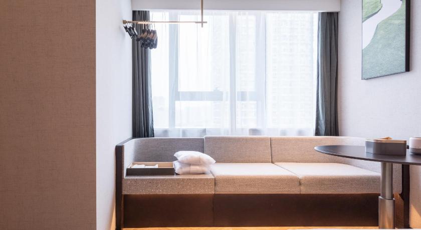 Image of Superior Double Room with City View 4