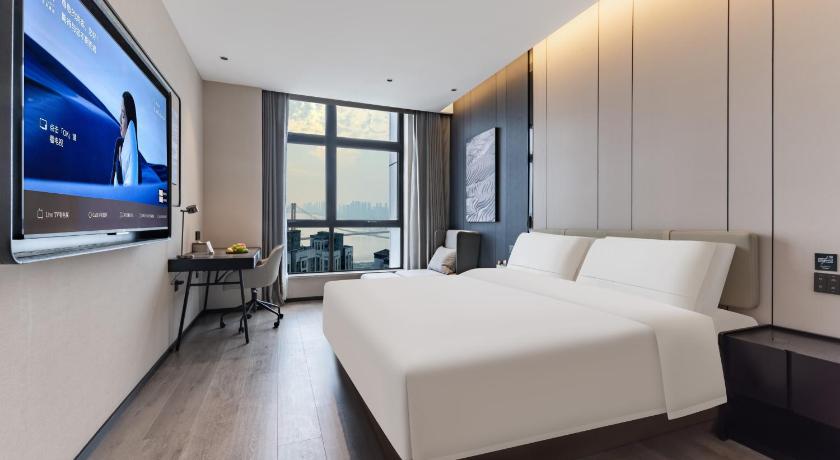 Atour Hotel Wuhan Yellow Crane Tower Shouyi Square - image 14