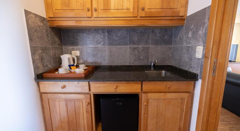 Image of Suite with Lake View 1