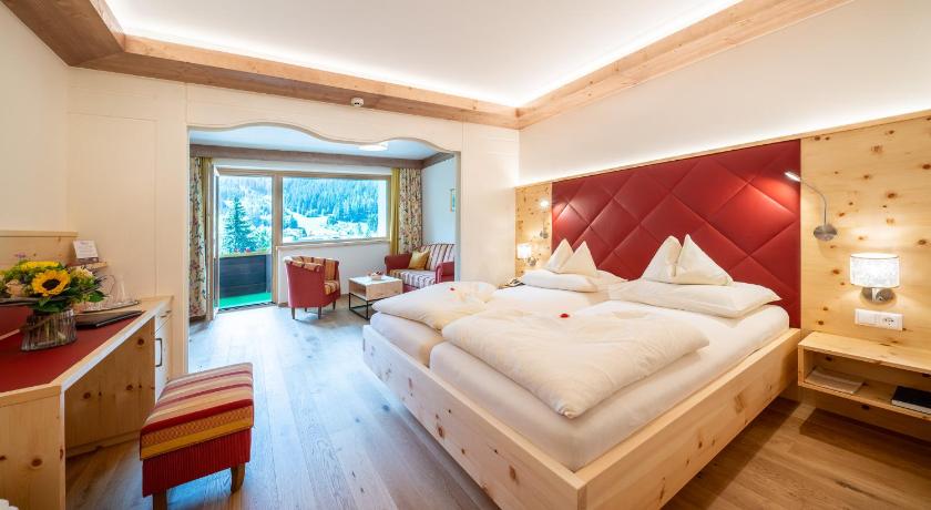 Image of Junior Suite 0