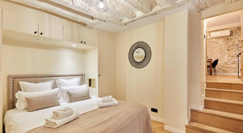 Amazing Apartment Center of Paris - image 4