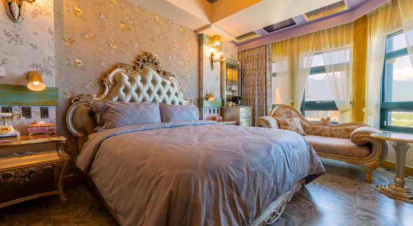 Image of Deluxe Double Room 8