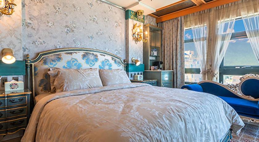 Image of Deluxe Double Room with Sea View 4