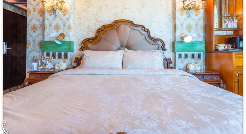 Image of Queen Room with Sea View 5