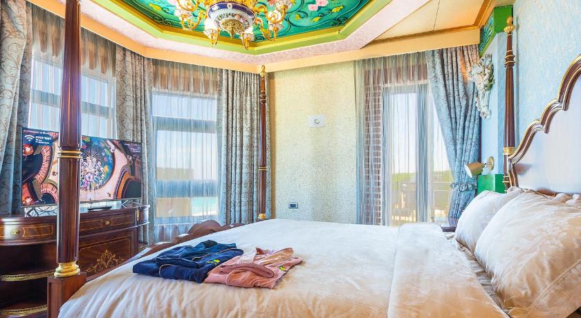 Image of Double Sea View 3