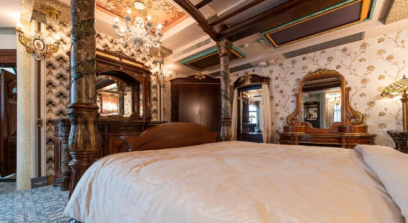 Image of Deluxe Double Room with Balcony and Sea View 1