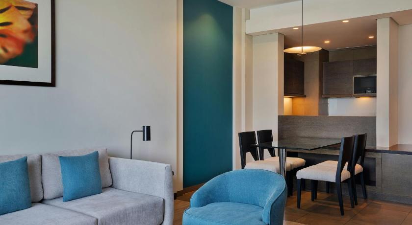 Image of 1 Bedroom Suite, 1 King 16
