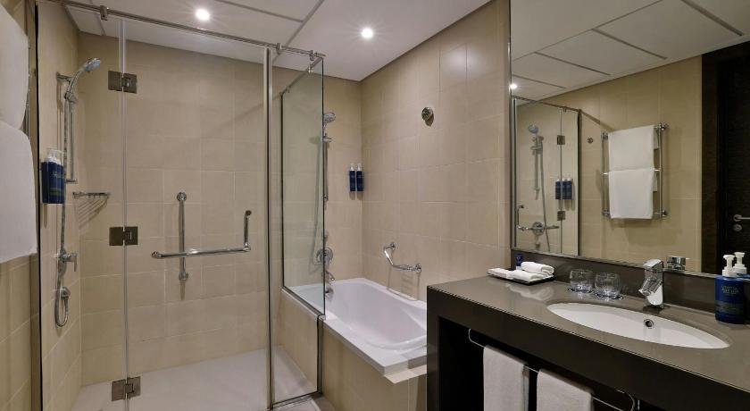 Image of Premium, Guest room, 1 King, Balcony 7