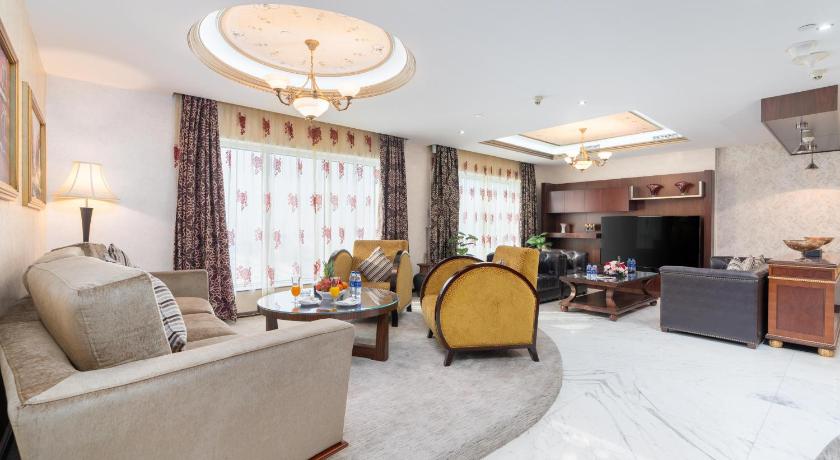 Samaya Hotel Deira - image 9