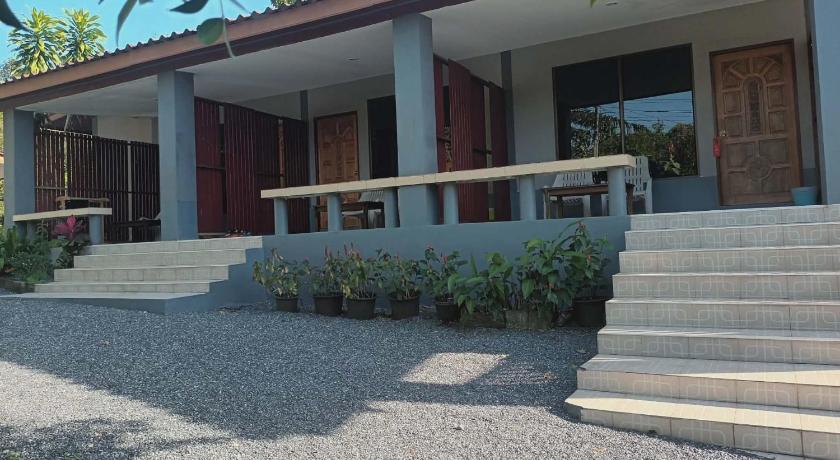 Image of Superior Double Room with Garden View 8