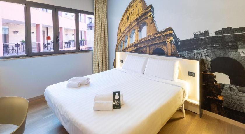 Image of Standard Double Room 3