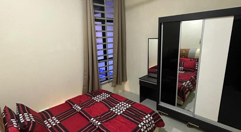 Kuala Terengganu Mommy's Homestay (private pool) 4-Star Guesthouse view