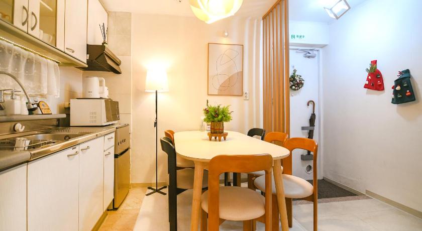 首尔 Hyehwa/Family/Netflix/Jongno/Dongdaemun/Myeongdong 3星级 民宿 大堂