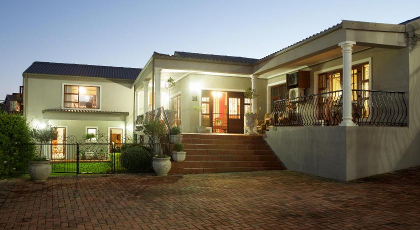 Sea Whisper Guest House & Self Catering photo